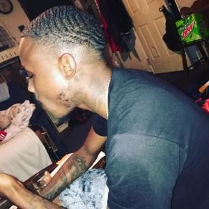 Meet your Posher, Kenneth